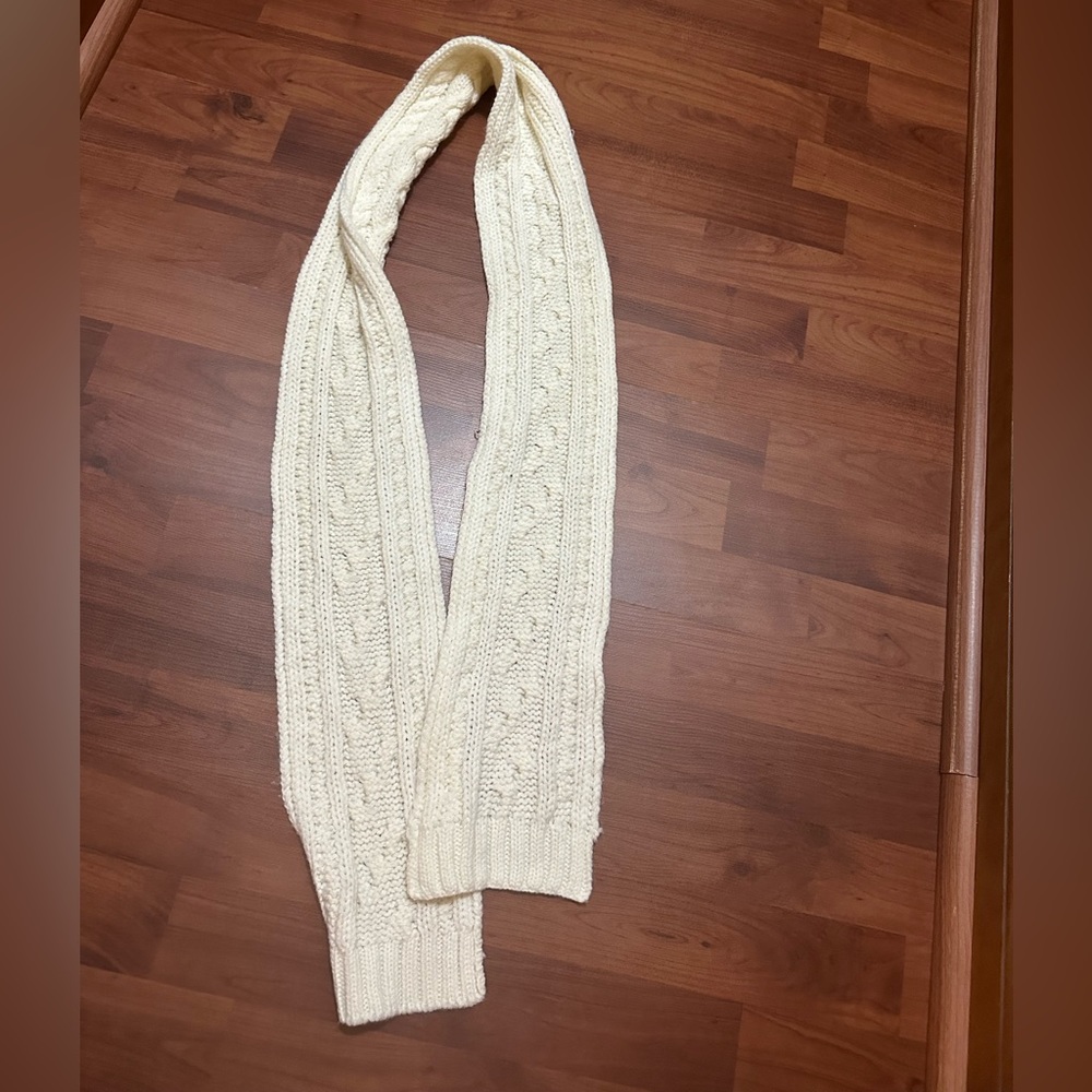 Cream knitted scarf